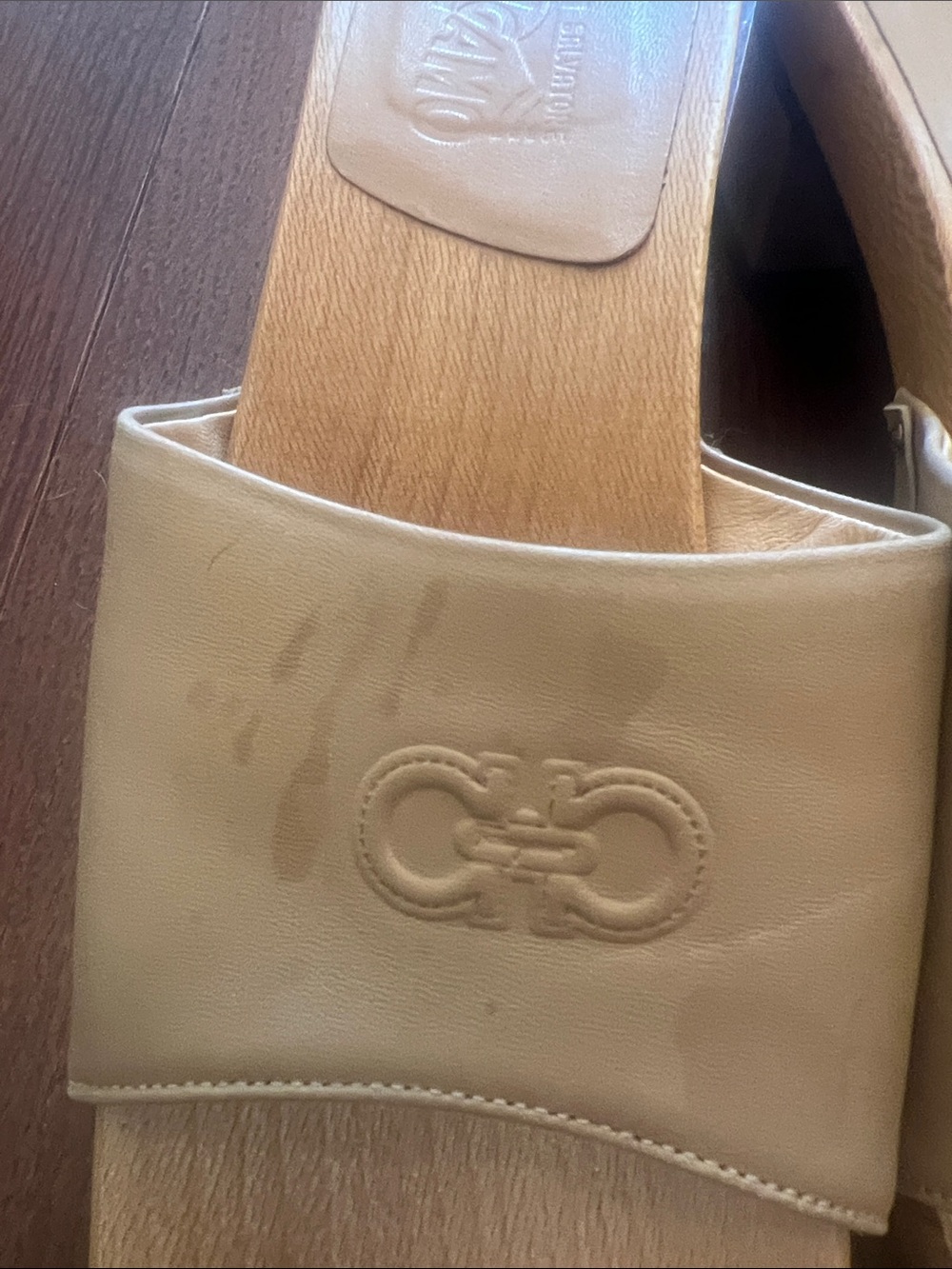 Salvatore Ferragamo Cream Leather Slide Mules - Picture 4 of 4